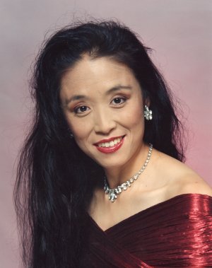 Jie Xin Peters, soprano